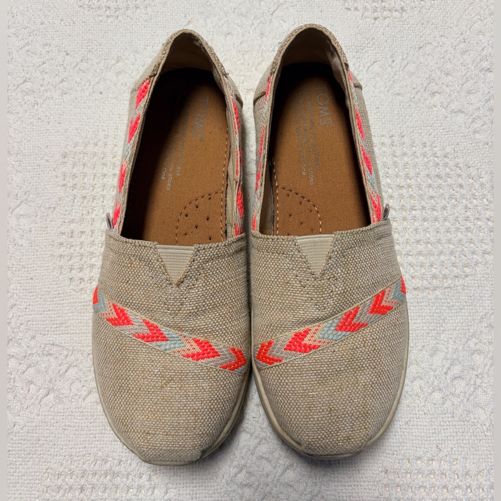 Toms Canvas Slip-On Shoes with Chevron Pattern Size 2